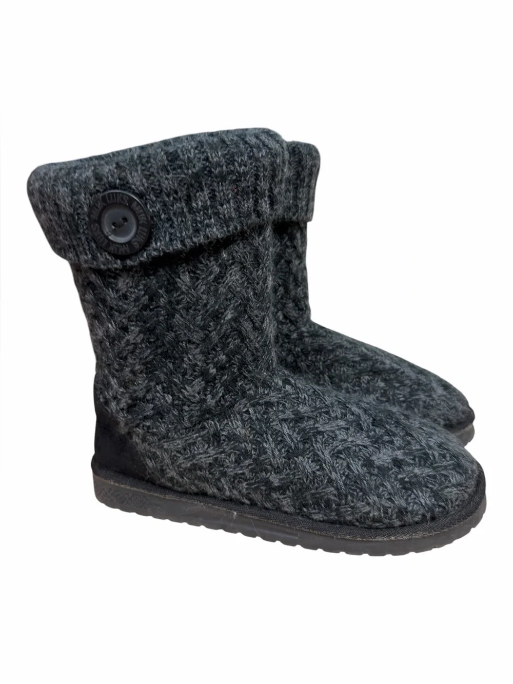 Muk Luks essentials by